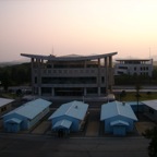 border is going in the middle of all these houses 2