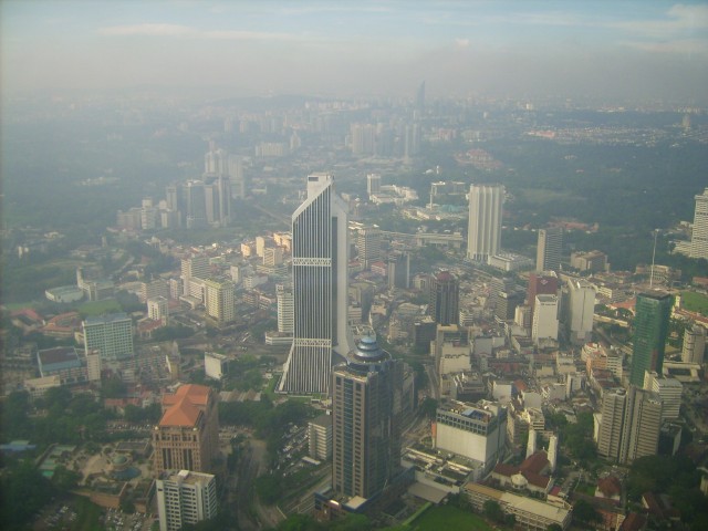 Asia-08-021%20%20KL%20view%20from%20TV-Tower.jpg